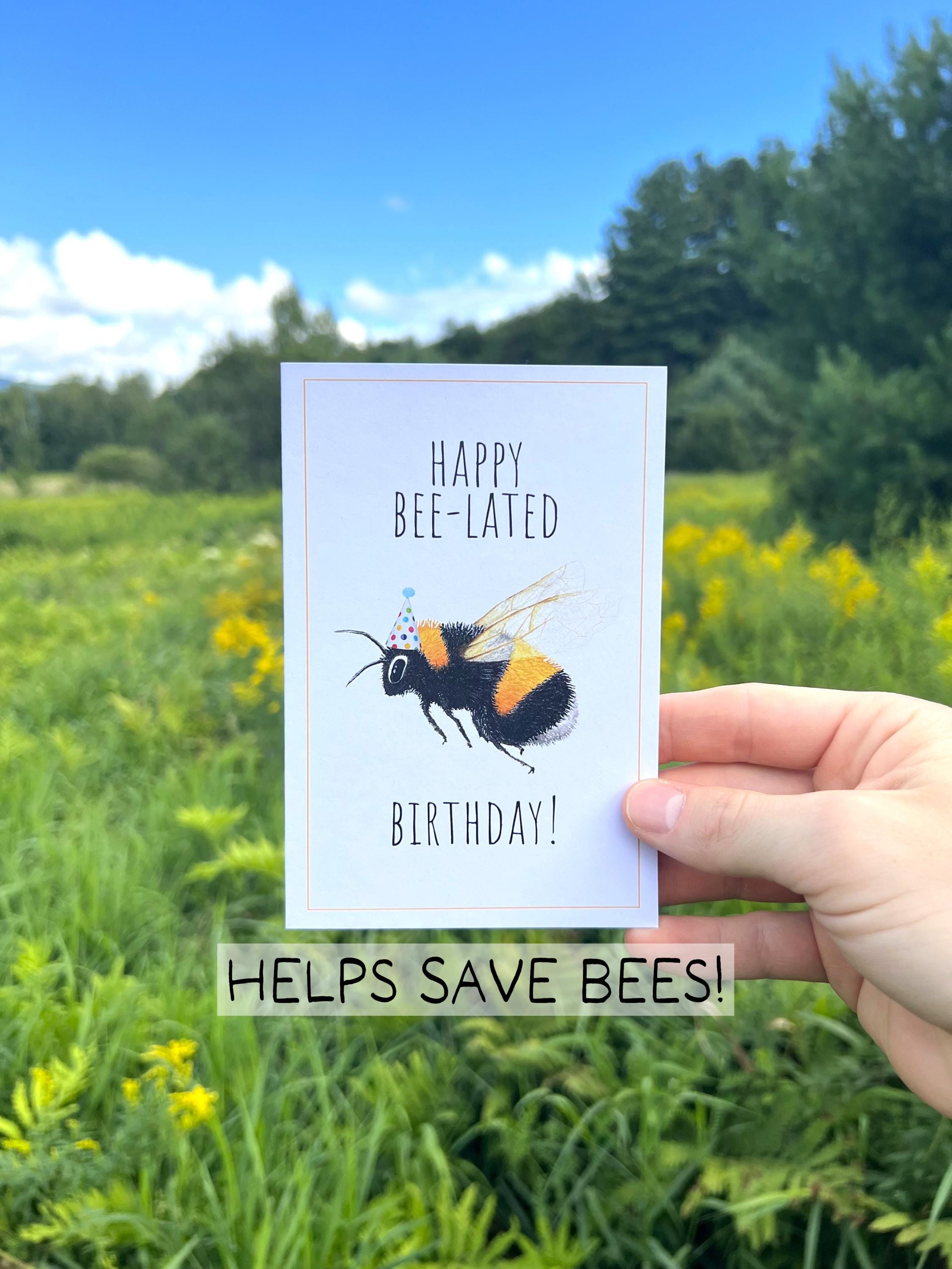 Tarjeta de cumpleaños atrasada, divertida tarjeta de felicitación de abeja, tarjeta con un juego de palabras de acuarela de abejorro, feliz cumpleaños atrasado de abeja, tarjeta ecológica, para él o ella