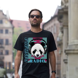 Panda Shirt, Cute Panda T- shirt, Panda Radio shirt, Bear T-Shirt, Animal Shirt, Graphic Tee, Cute Panda Bear Shirt,Love Pandas and Music