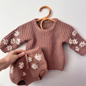 Hand Embroidered Daisy Infant Outfit | Boho Baby Clothes | Floral Embroidery | Newborn Knit Bloomers | Toddler Sweater