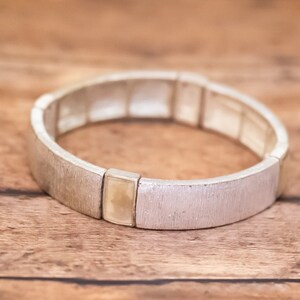 6 1/2 inch, Vintage Minimalist Silver Tone Bracelet - AB28