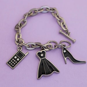 Vintage Modernized Elegant Ladies Charm Bracelet 8 inch - AB17