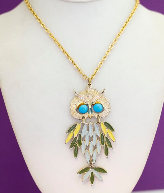 Vintage Intricate Feather Owl Stylish Gold Tone N… - image 2