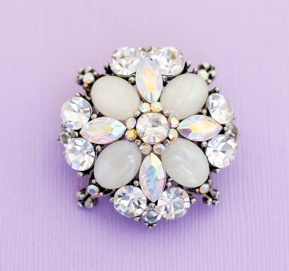 Vintage Art Deco Faux Diamond Floral Circle Brooc… - image 1