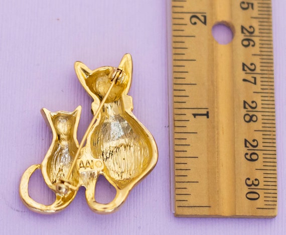 Vintage Gold Tone Adorable Stylish Cat Brooch - A… - image 2