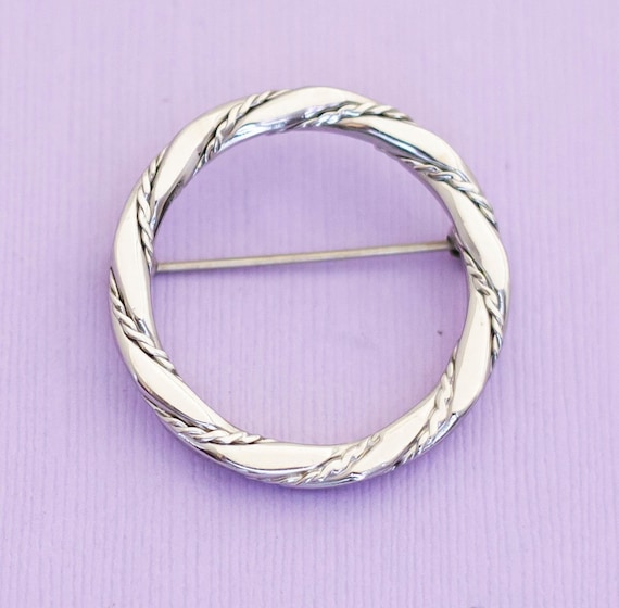 Vintage Silver Tone Spiral Ring Elegant Brooch by… - image 1