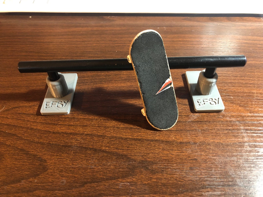 Fingerboard Grind Rail Obstacles With 3d Printed Feet Etsy