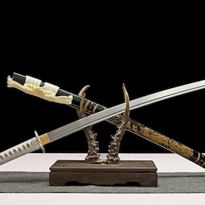 Hand Made Superior T10 Katana Samurai Sword Phoenix