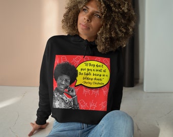 Shirley Chisholm Apportez un sweat à capuche court avec chaise pliante