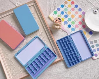Empty Watercolor Palette Box, 12/24 Grid, Plastic, Rainbow Color 3D Printed, Portable Travel Paint Case, Artists Student Sketching Accessory