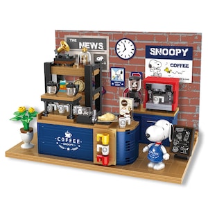 Building Blocks - Miniature Snoopy Coffee Shop