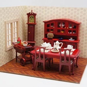 Miniatura w skali 1:12 - Cały zestaw - Styl Queen Anne - Zestaw do jadalni - Zestaw jadalny dla 4 osób, Drewniany kredens, wózek do serwowania i naczynia stołowe