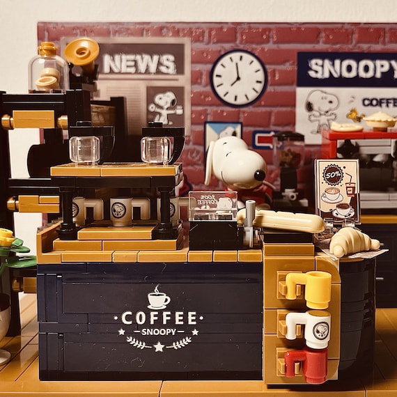 Building Blocks - Miniature Snoopy Coffee Shop - Etsy
