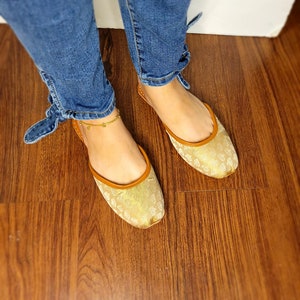 Beige Handmade Traditional Banarasi Indian Pakistani Khussa Jutti for Eid | Flat Leather Shoes for Women | Perfect for Eid ul Fitr