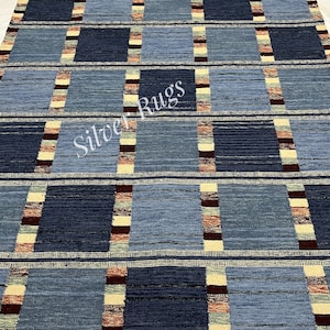Hand-Knotted Wool Rug: Dark Gray Floral, 6x9 Washable Area Rug