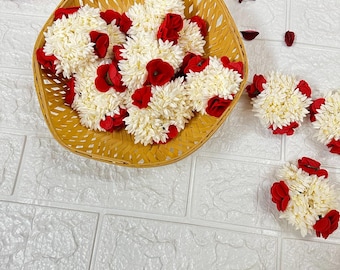 Jasmine Scented Rose Gajra, Sangeet Haldi Gifts, Mehndi Ganey, Gajra Bracelets Mehndi Mayoon Kalire Indian Wedding Favors Dholki Jagoo Gifts