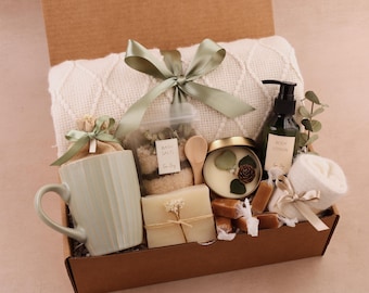 Mom Birthday Gift, Mom Birthday Gift From Daughter, Boyfriends Mom Gift, Gift Box For Mom, Self Care Gift Box, Birthday Gifts For Mom