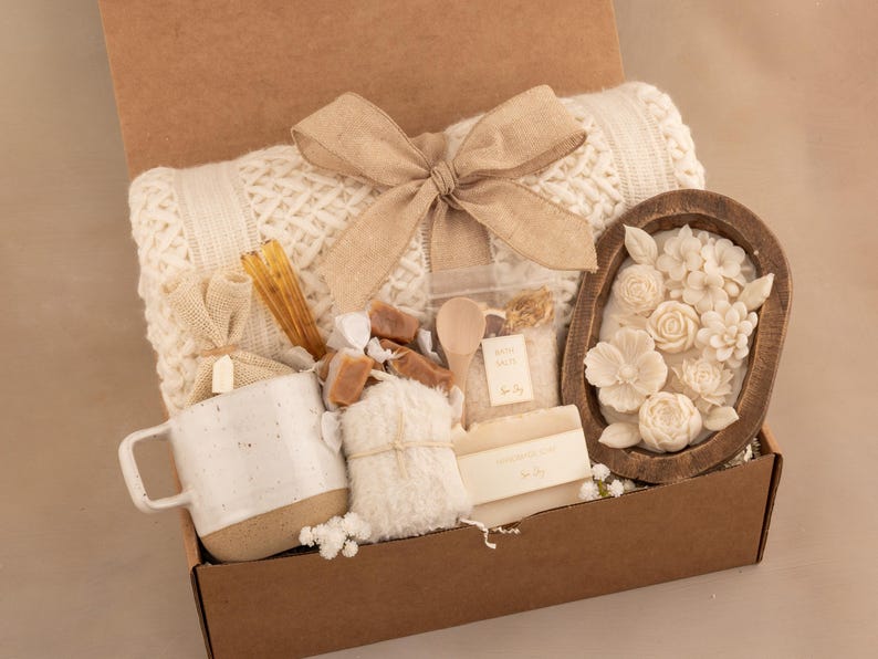 Personalized Gift For Women, Tea Gift Set, Custom Spa Gift Basket, Care Package For Her, Self Care Gift Box, Thank You Gift, Birthday Box WhiteFloweWoodCandle