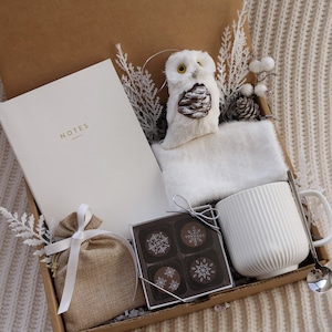 Holiday gift box Best Friend, Christmas gift, Winter gift, Gift box for women, gift idea, Gift box for women, Care package for her Warm gift