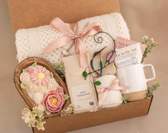 Best Friend Gift Box, Friendship Gift, Friend Birthday Gift, Bestfriend Gift, Just Because Gift, Care Package Friend, Friend Gift Basket