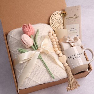 Cesta de regalo de spa para mimos del Día de la Madre, Caja de regalo personalizada del Día de la Madre, Regalo del Día de la Madre, Paquete de cuidado para ella Pink Tulips Blanket