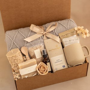 Hygge Gift Box for Her, Self Care, Birthday Get Well Candle Tea Chocolate GrayBlanktBeigeSpa