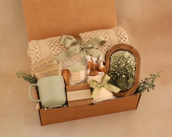 Organic Spa Self Care Box For Women, Friendship Gift, Cozy Hygge Basket