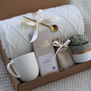 Hygge Gift Box with Blanket, Sending a hug, Thinking of you, Sympathy gift Basket, Bereavement, Encouragement gift, Thank You WhiteSucc BeigeChoc