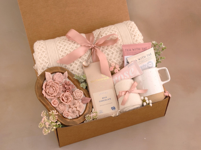 Hygge Gift Box for Her, Self Care, Birthday Get Well Candle Tea Chocolate FlowerWoodCandlePink
