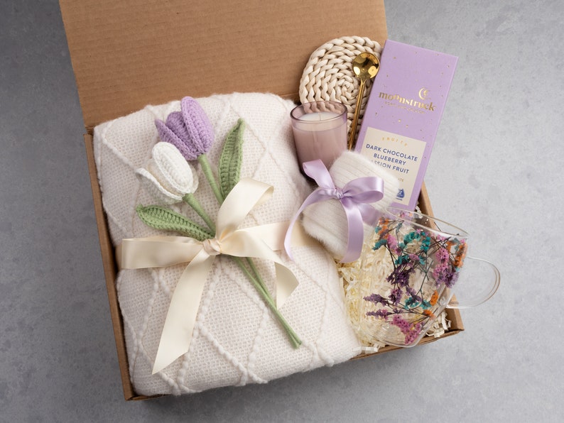 Mother's day gift from daughter, Mothers Day Spa Gift, Mothers Day Gift Set, Mothers Day Gift Box, Mom, Mothers day gift for Grandma Purple Tulips