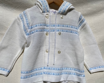 6/12 months VINTAGE 80s knitted hooded white jacket with light blue patterns