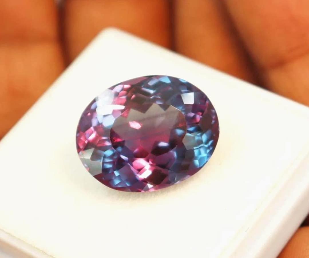 8 CT Natural Alexandrite Oval Shape Rainbow Color Changing Alexandrite ...