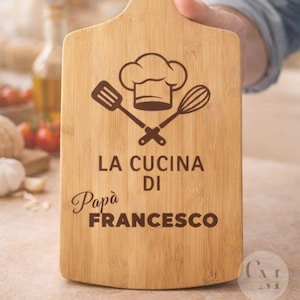Planche à découper en bambou personnalisée avec nom gravé, cadeau pour la fête des pères, idée cadeau pour papa, planche à charcuterie