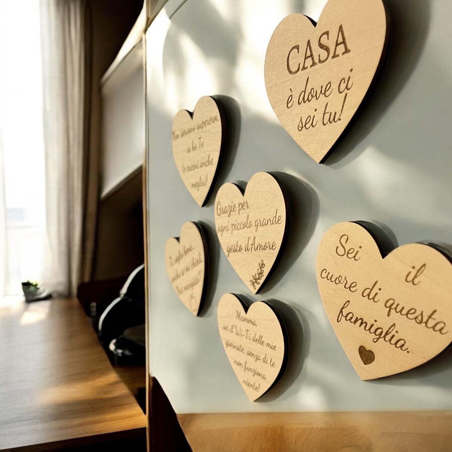 Romantica scatola a forma di cuore in legno per la decorazione domestica e un regalo speciale