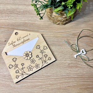 Porta Buono Regalo In Legno Personalizzato, Busta Regalo Con Nome e Dedica Incisa / Regalo di Compleanno, Festa della Mamma, Porta Gift Card