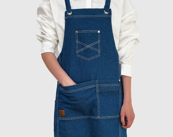 Delantal vaquero cruzado en la espalda: Delantal vaquero grande con bolsillos.