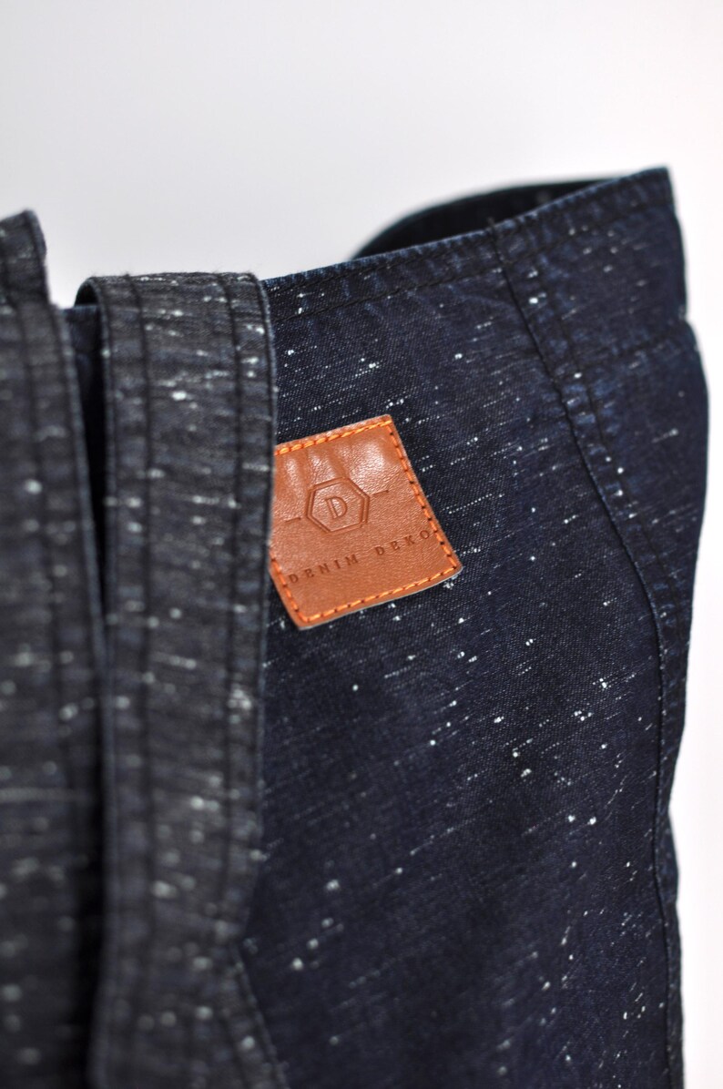 Big market bag of lightweight fabric, Extra large grocery bag, Denim high capacity shopper, Reusable oversize tote for sustainable shopping - view close up