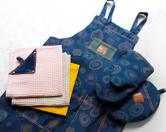 Handmade denim kitchen set - apron +oven mitt + pot holder +3 kitchen waffle towels, Grilling / BBQ accesories, kitchen gifts