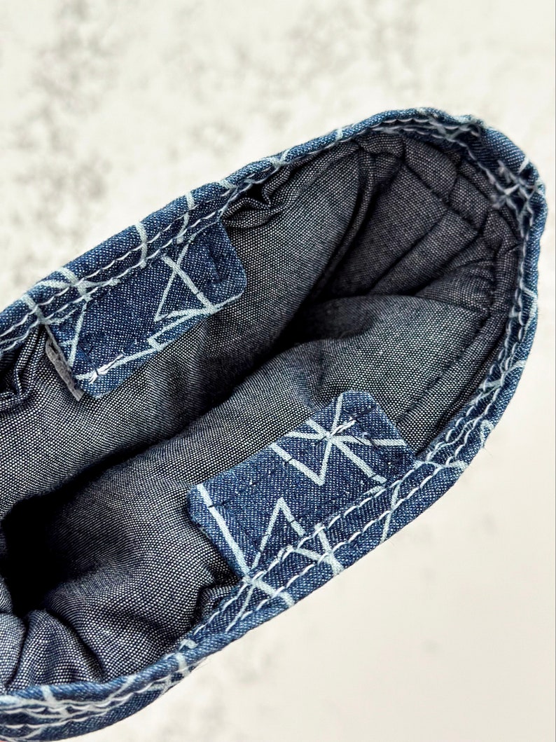 Unique Double Oven Mitts, 3 finger tips Towels for Modern Home, Woven Potholder, Handmade Housewarming or New Home Gift, Kitchen accessories - view inside of oven mitt