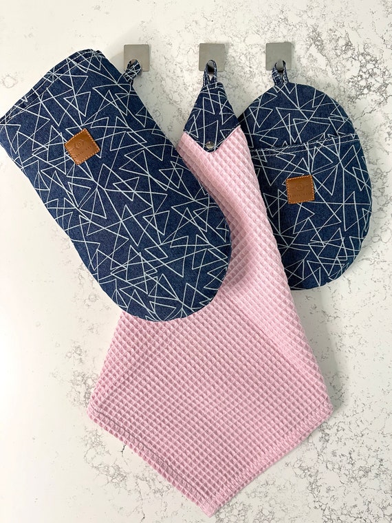 Cooking Textiles Set - Oven Mitt & Woven Potholder with Pink Tea Towels