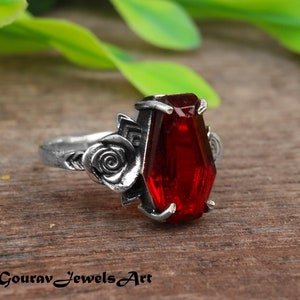 Red Garnet Coffin Ring: Rose Design, 925 Sterling Silver