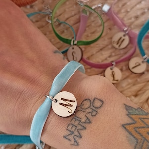 Set de pulseras personalizadas para damas de honor y amigas imagen 6