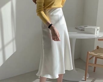 Satijnen Midi Rok in Witte Hoge Stijging Zijde Midi Slip Rok Elegante Midi A-lijn Hoge Taille Satijnen Zijden Rok Bruiloft Gast Rok Cadeau voor haar