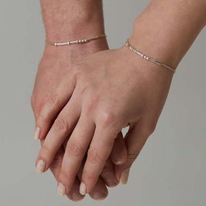 Custom Morse Code Jewellery Gift Set, Elegant Silver Bracelet with Chain, Unique Customised Present for Couples, Thoughtful Gift