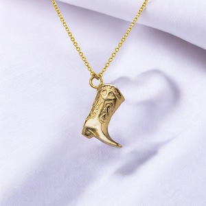 Tiny Western Cowboy Boot Necklace, Western Jewelry, Perfect Gift for Cowgirls Western Lovers, Cowgirl Boot Pendant, Western Boot Necklace
