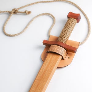 Personalised Wooden Sword with Leather Holder for Kids, Pretend Play Wooden Toy, Kids Toy Knight Sword, Outdoor Game for Kids, Gift for Boy