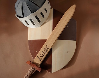 Personalized Wooden Knight Play Set of 3 - Sword, Shield & Felt Helmet for Kids, Medieval Role Play Costume, Outdoor Pretend Play Toy Gift