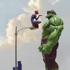 Bruce and HULK in lamp I STL l 3D Digital Printing STL File for 3D Printers, Movie Characters, Games, Figures,