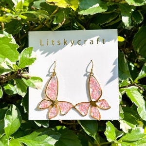Gold Butterfly Wings Flower Earrings, Handmade Pressed Real Flower Resin Earrings, Dangle Drop Earrings, Dired Flower Earring, Birthday Gift