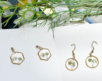 14K Gold Gypsophila Real Flower Earrings,  Hexagon Pressed Baby's Breath Earring, Dired Flower Resin Earring, Handmade Birthday Gift For Her