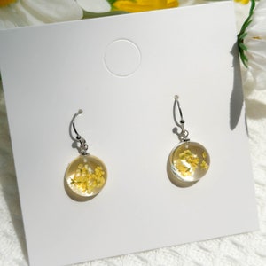 Real Yellowe Lace Resin Flower Earrings, Handmade Pressed Flower Earrings, Dangle Drop Earrings, Dired Flower Earring, Mother's Day Gifts image 1